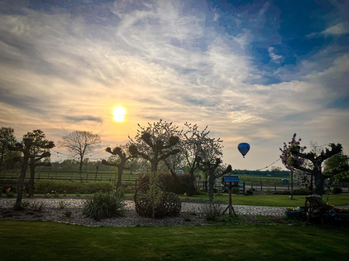 De Worfthoeve Bed and Breakfast Geel Εξωτερικό φωτογραφία